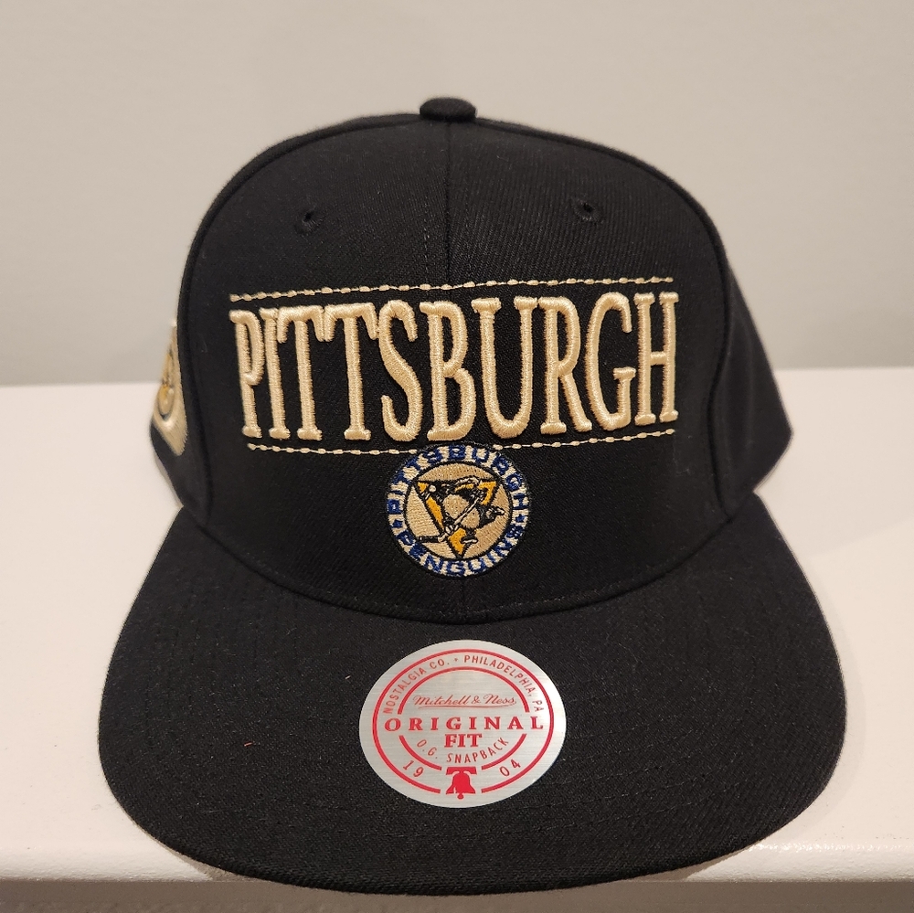 Pittsburgh Penguins Men’s Mitchell & Ness SnapBack Original Fit Hat Black